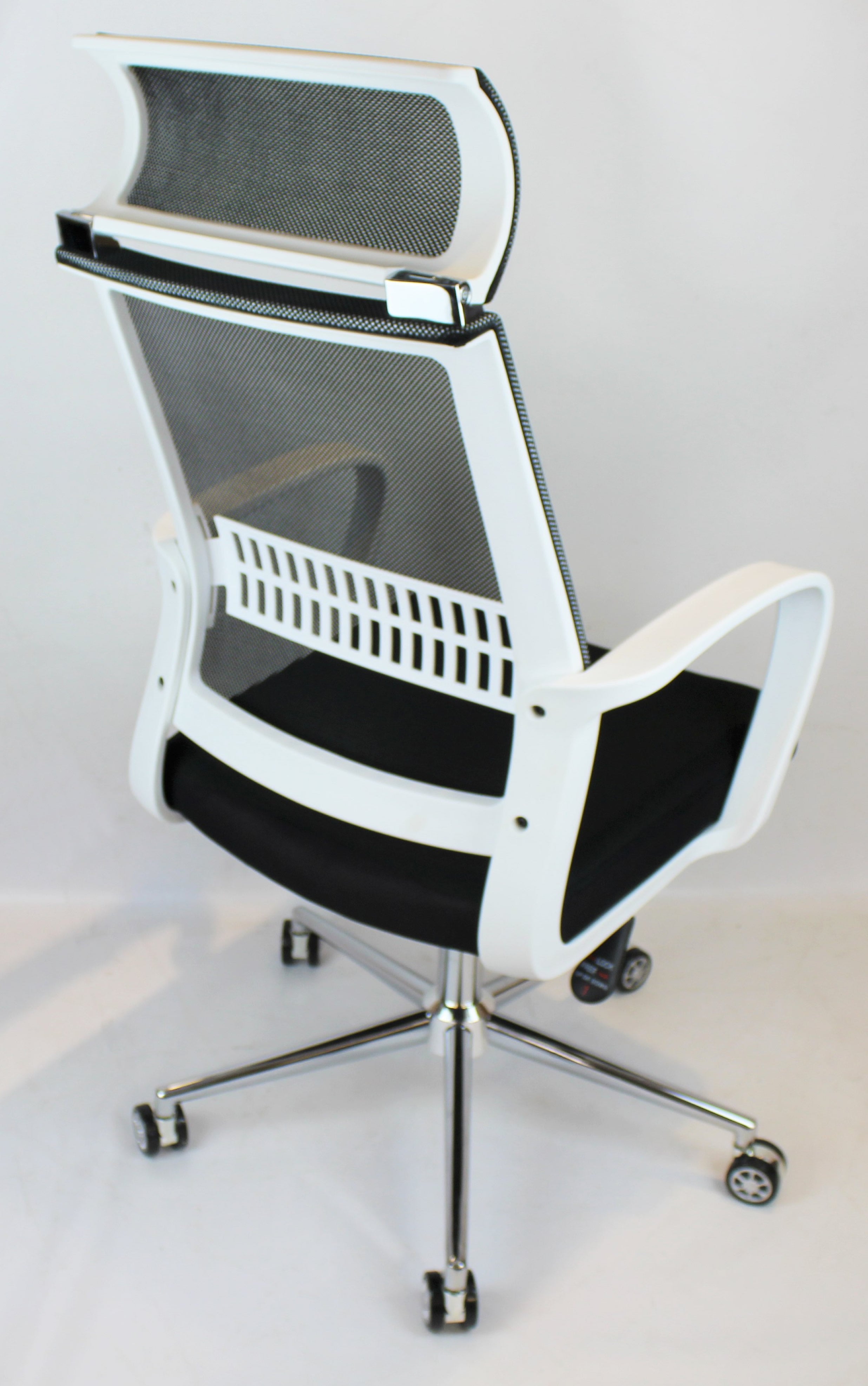 Modern Office Chair with Black Mesh - DH-086